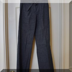 H05. BCBG Max Azria gray linen pants. Size 0.